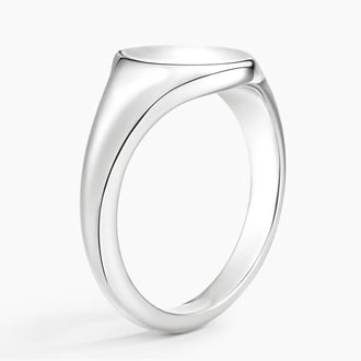 Classic Signet Ring in Platinum