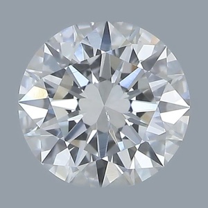 Round diamond — real photo