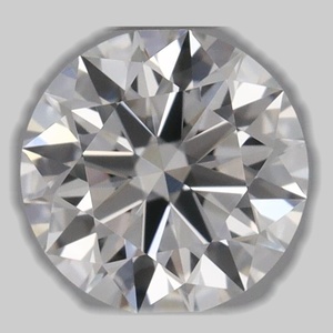 Round diamond — real photo