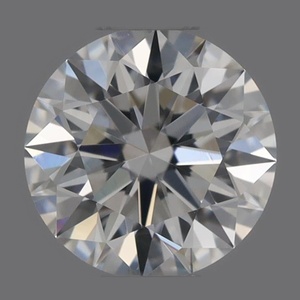 Round diamond — real photo