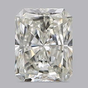 Radiant diamond — real photo