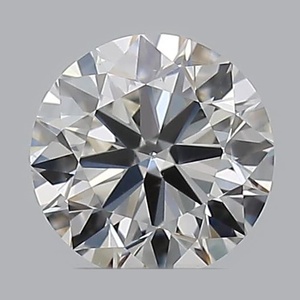 Round diamond — real photo