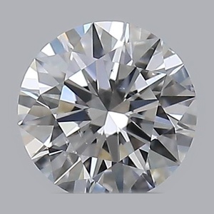 Round diamond — real photo