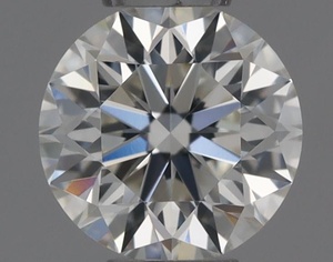 Round diamond — real photo
