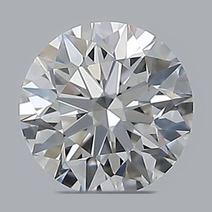 Round diamond — real photo