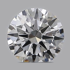 Round diamond — real photo