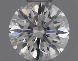 Round diamond — real photo