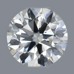 Round diamond — real photo