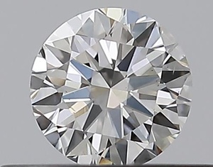Round diamond — real photo
