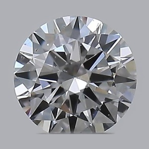 Round diamond — real photo