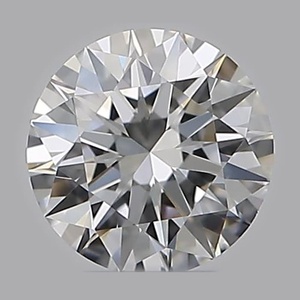 Round diamond — real photo