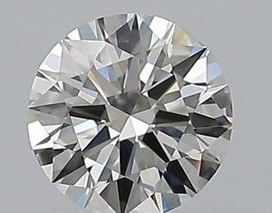 Round diamond — real photo