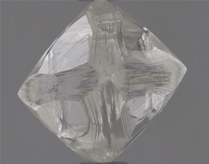 Round diamond — real photo