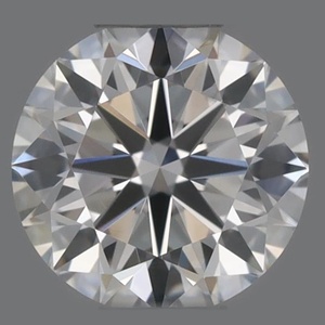 Round diamond — real photo