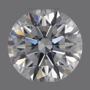 Round diamond — real photo