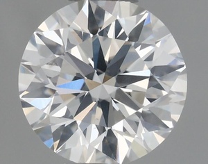 Round diamond — real photo