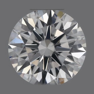 Round diamond — real photo