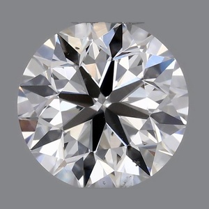 Round diamond — real photo