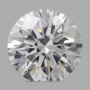 Round diamond — real photo