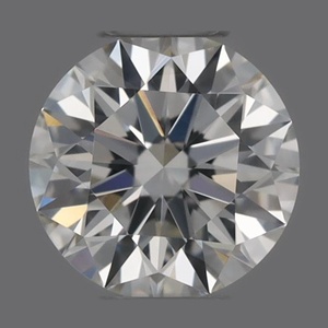 Round diamond — real photo