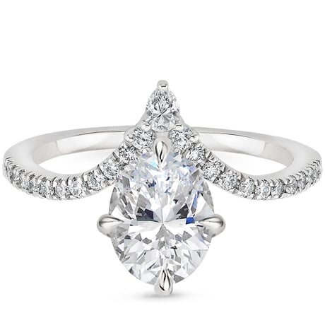 18K White Gold Nouveau Diamond Ring