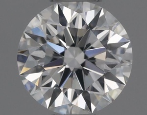 Round diamond — real photo