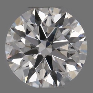 Round diamond — real photo