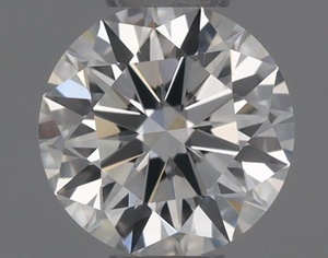 Round diamond — real photo