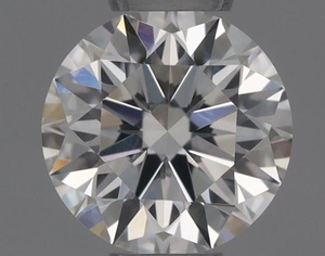 Round diamond — real photo