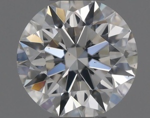 Round diamond — real photo