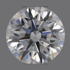 Round diamond — real photo