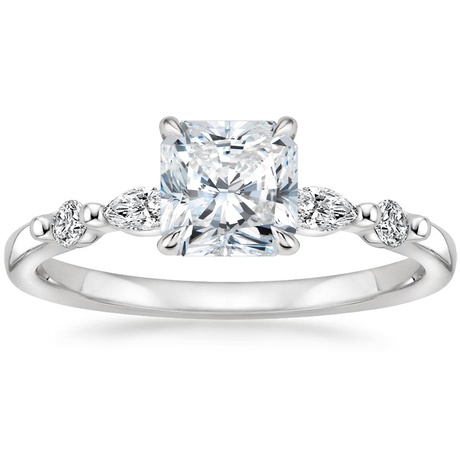 18K White Gold Petite Versailles Diamond Bridal Set (3/8 ct. tw.)