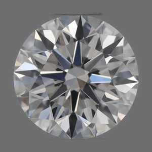 Round diamond — real photo