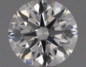 Round diamond — real photo