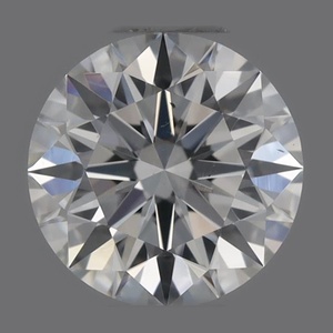 Round diamond — real photo