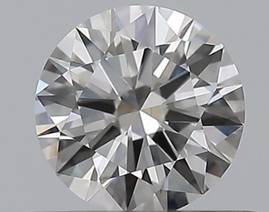 Round diamond — real photo