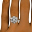 The Questa Ring, smallzoomed in top view on a hand