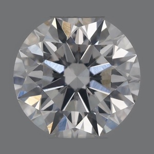 Round diamond — real photo