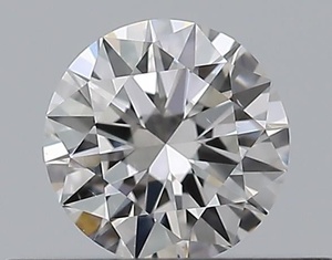 Round diamond — real photo