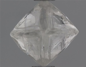 Round diamond — real photo