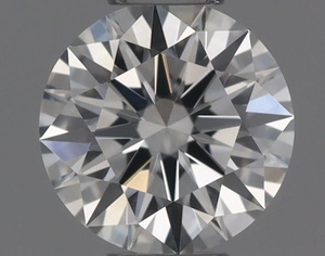 Round diamond — real photo