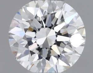 Round diamond — real photo