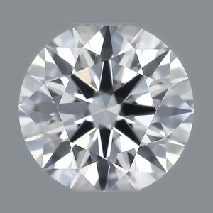 Round diamond — real photo