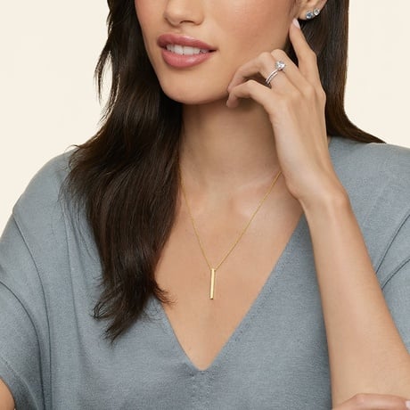 Engravable Vertical Bar Pendant