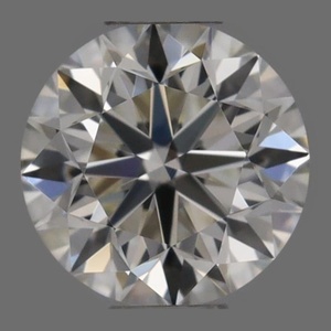 Round diamond — real photo