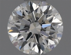 Round diamond — real photo