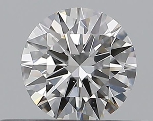 Round diamond — real photo