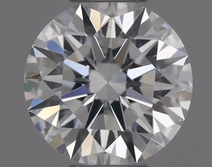 Round diamond — real photo