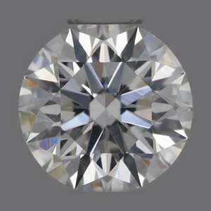Round diamond — real photo