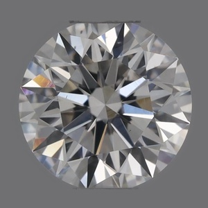 Round diamond — real photo